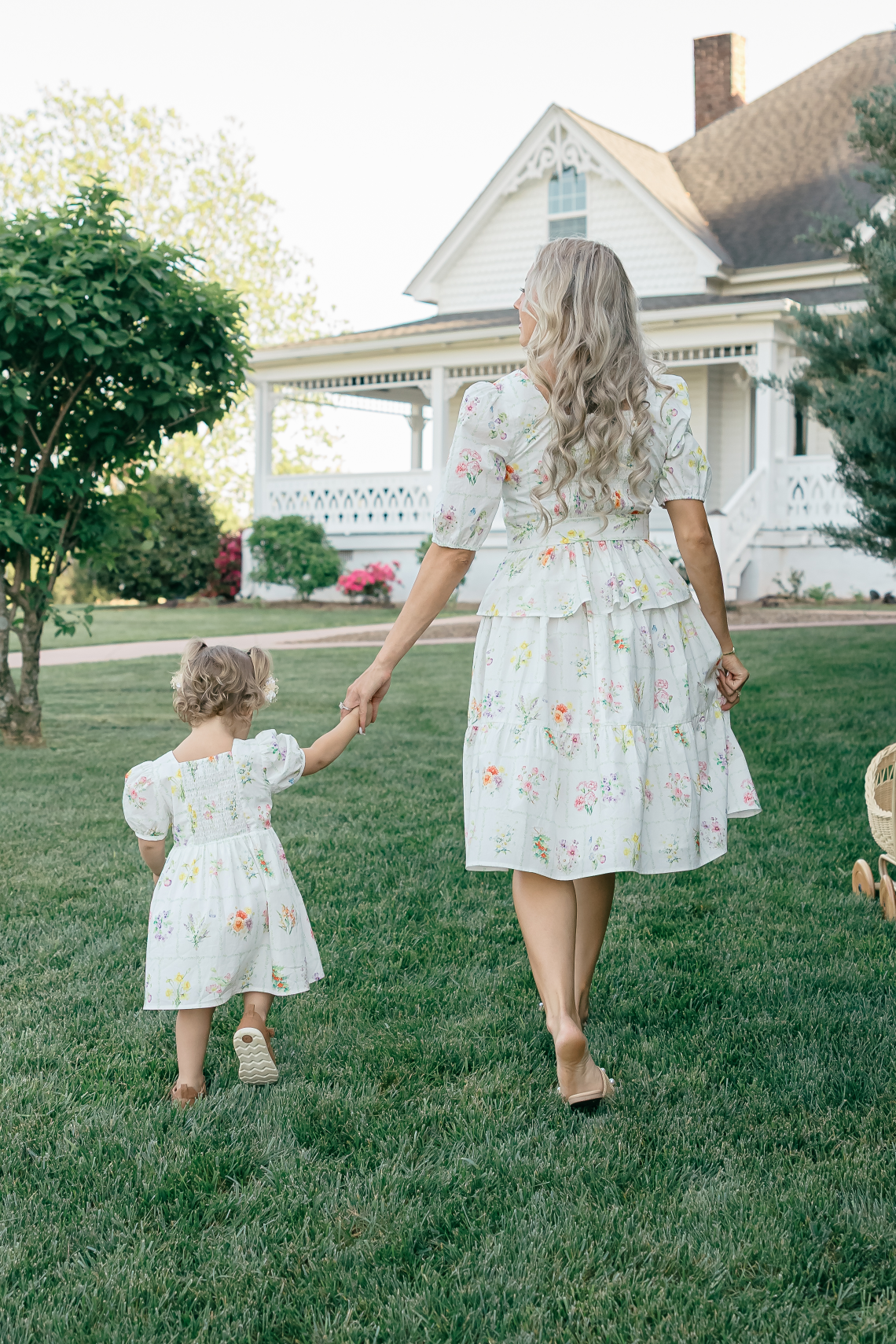 The Skirt for Mome Set in Birth Flowers