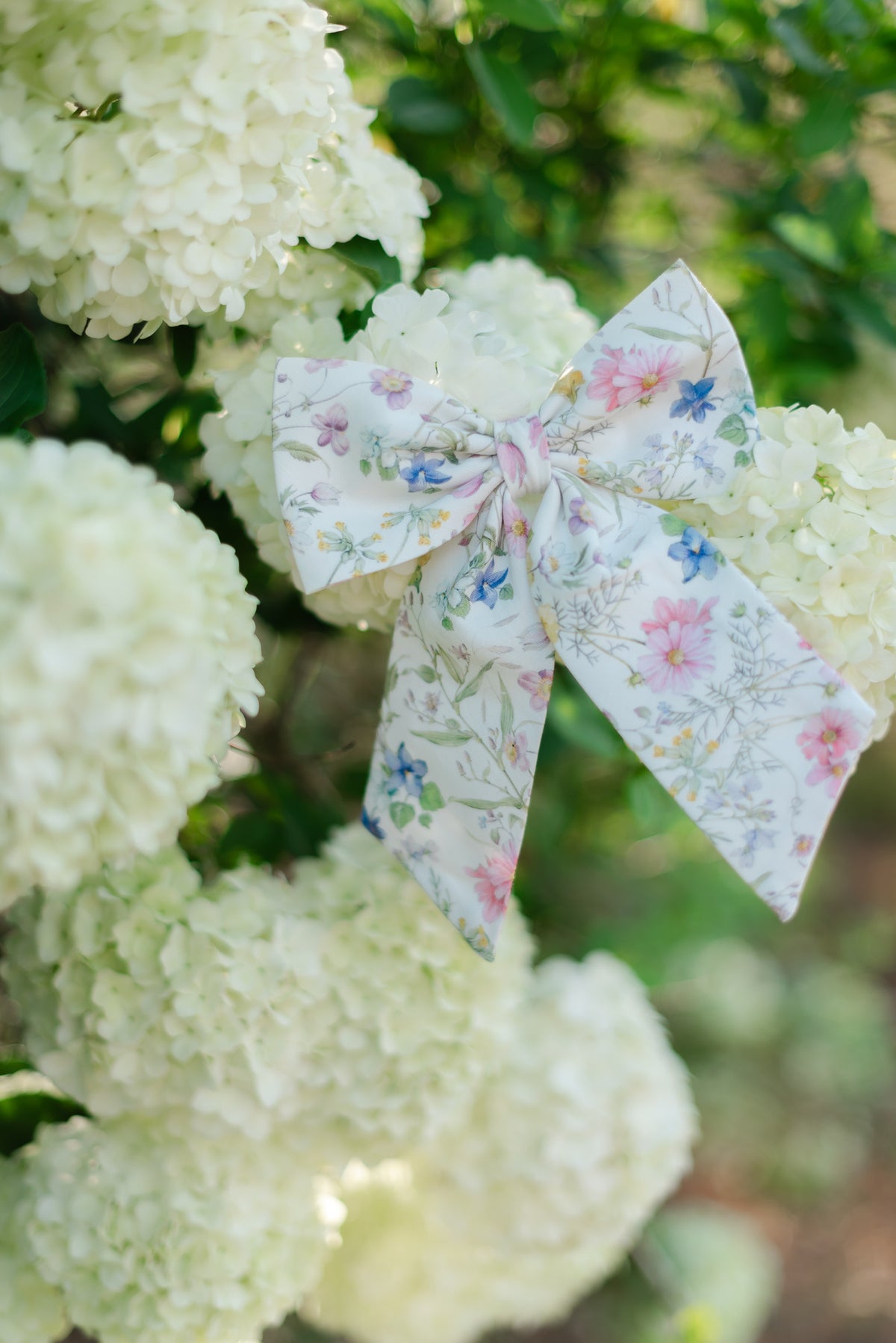 Pretty Women's Bows in Sweet Wildflowers