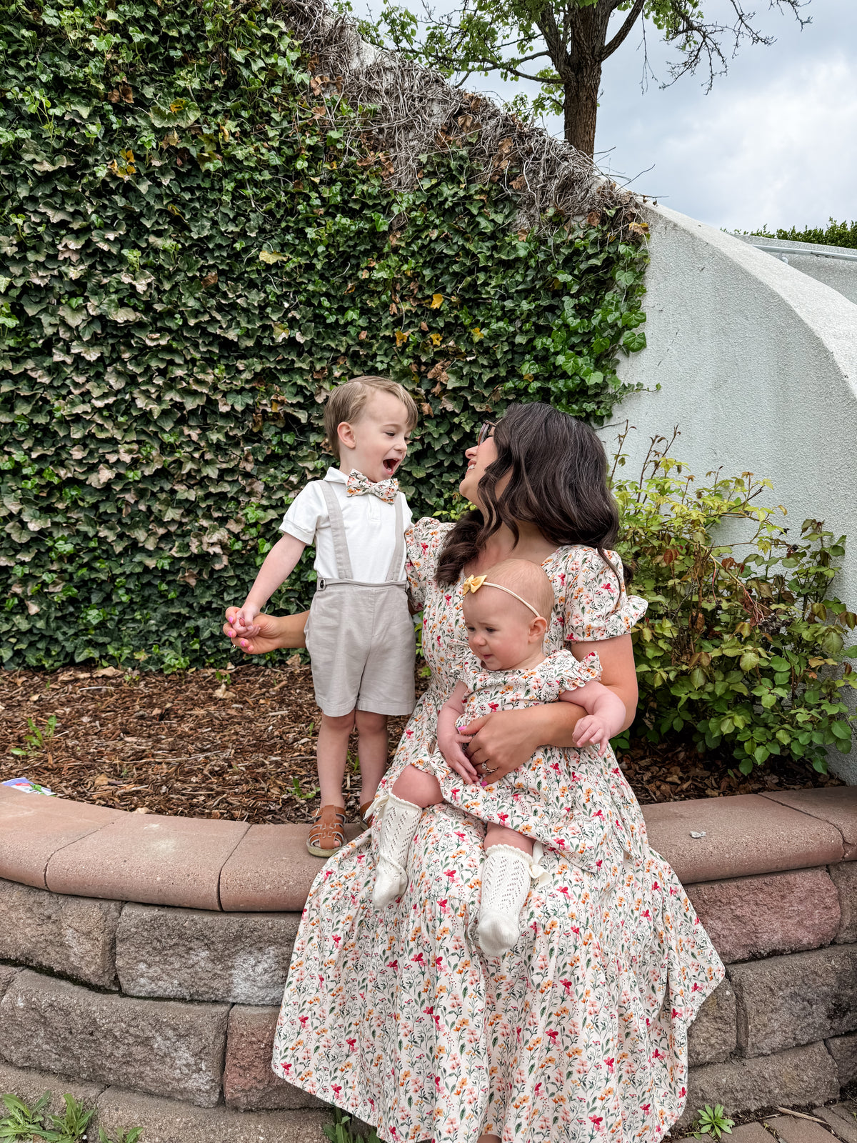Boys' Bow-Tie in Harvest Blooms