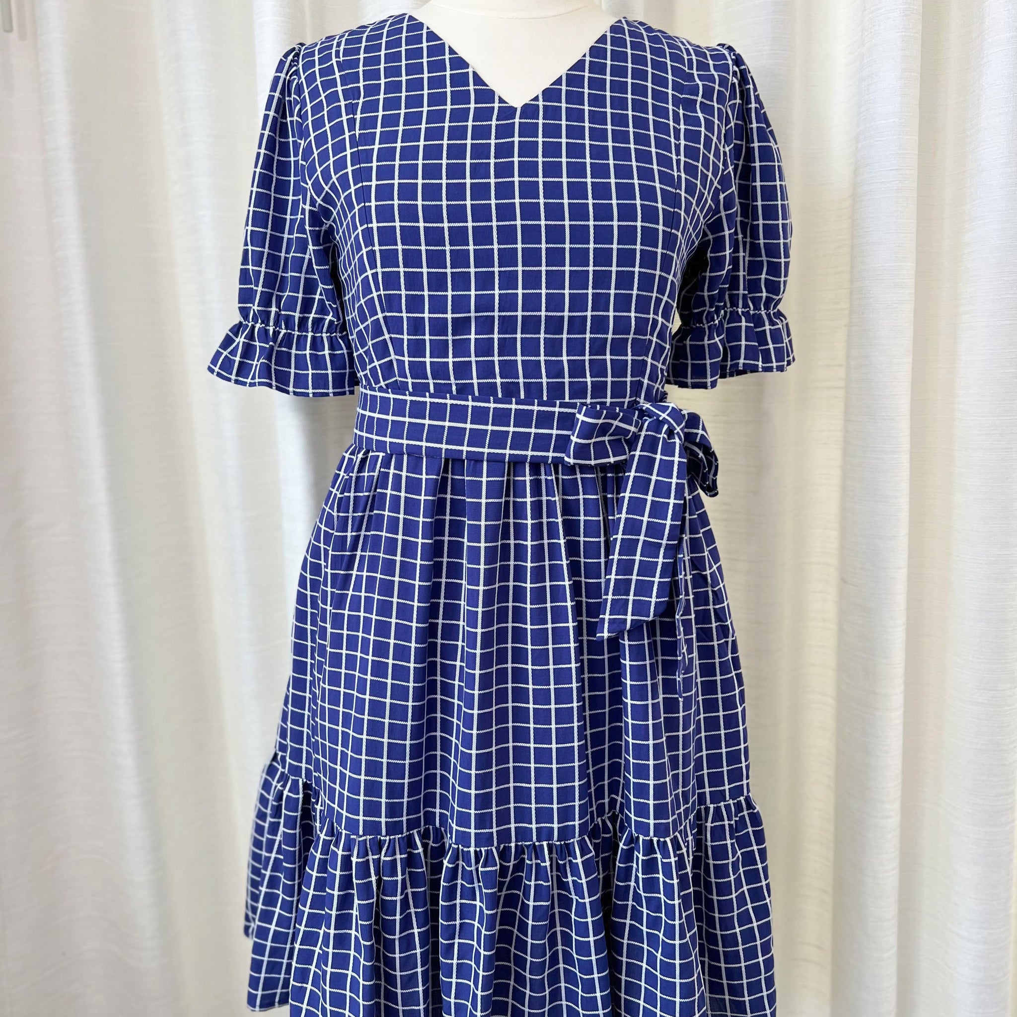 E17: All day dress with nursing zippers in Blue Plaid, knee-length, relaxed fit, size XXL (Final Sale)