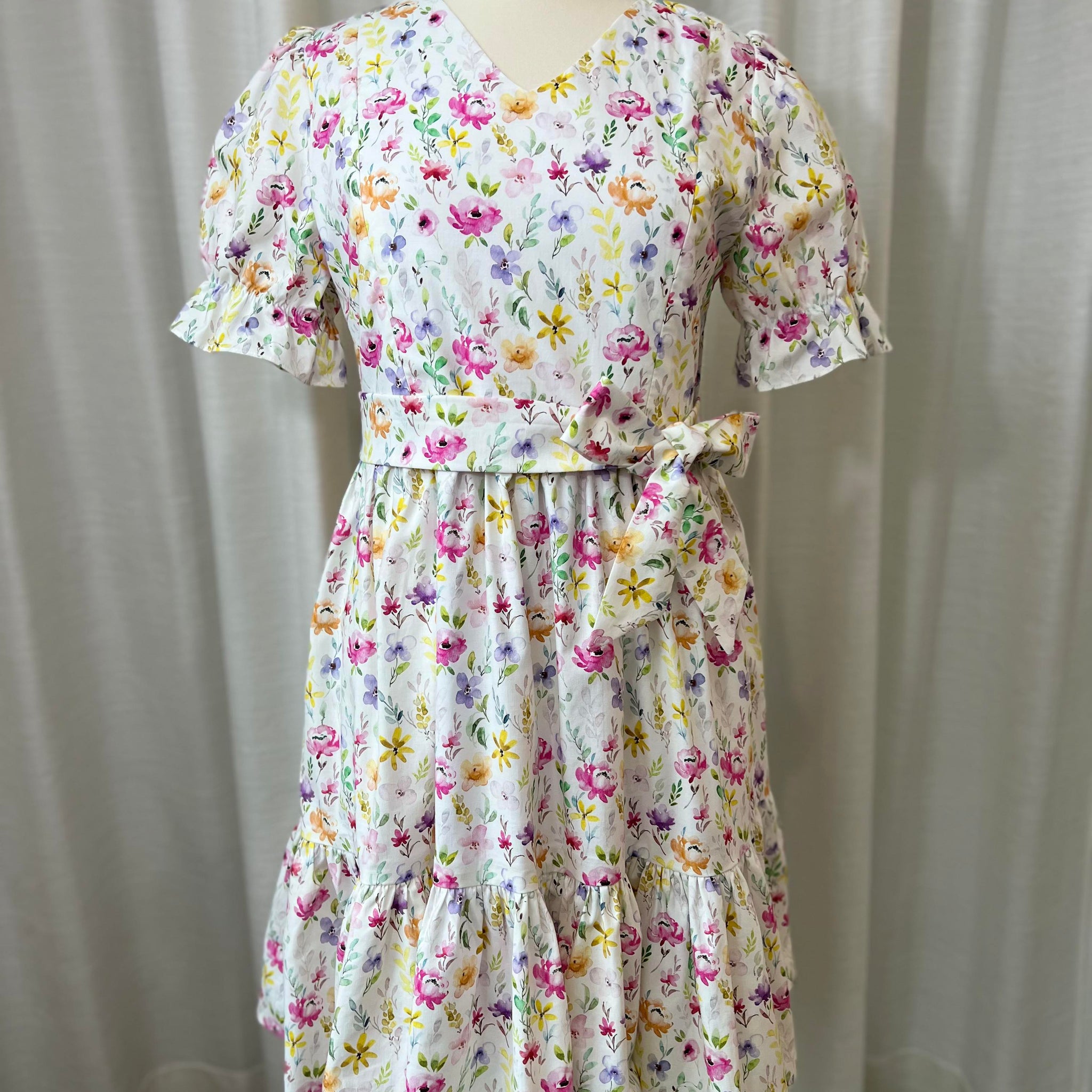 A1: Sample Dress All day with nursing zippers in watercolor blooms, knee-length, relaxed fit, size S