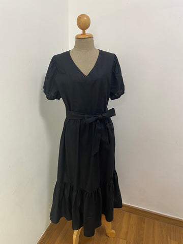 A38: Sample Charming Dress with Nursing Zippers in Black, Relaxed Fit, Subtle Puff Sleeves, Midi length, Size S