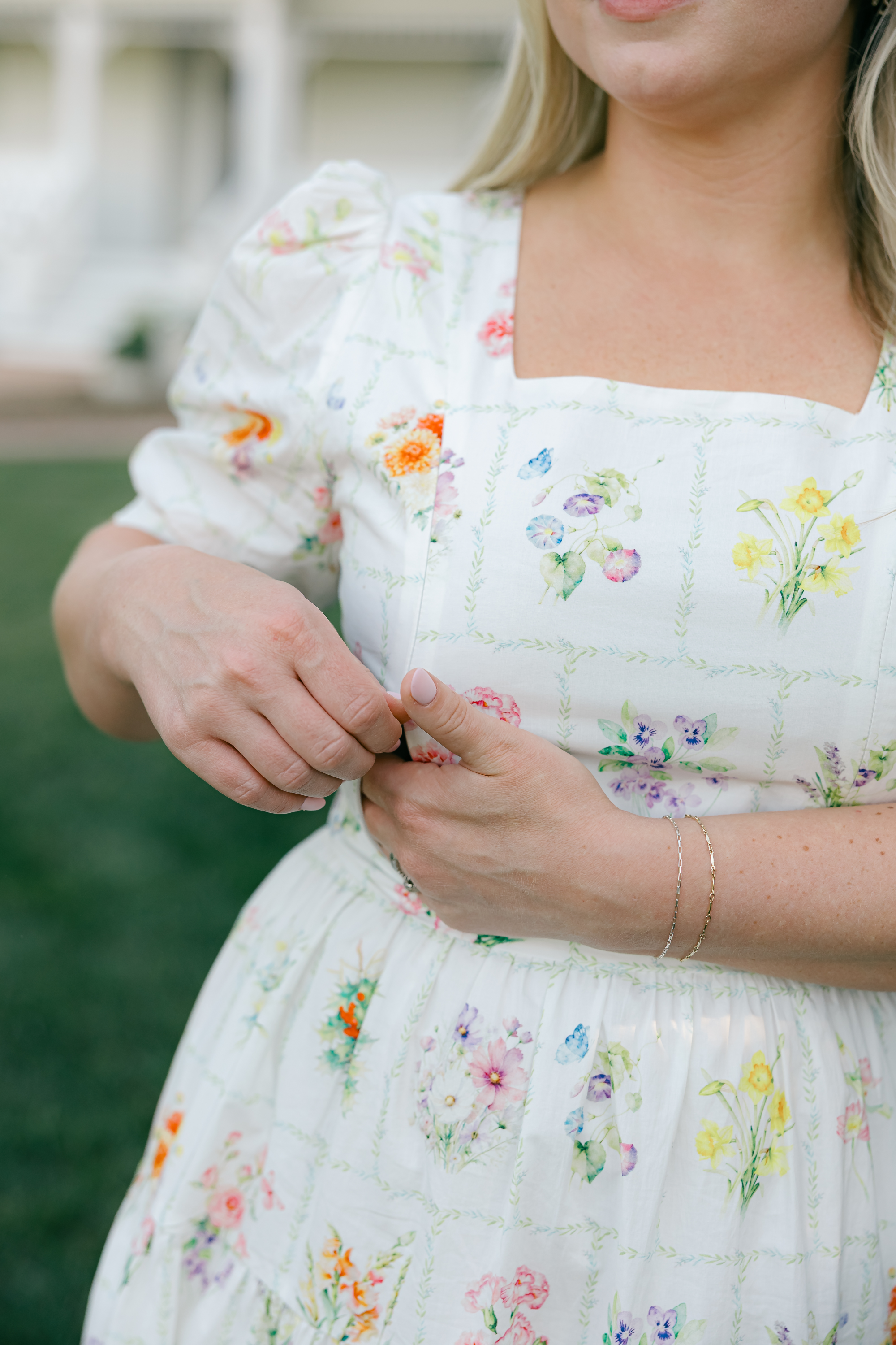 Versa Dress with Nursing Zippers in Birth Flowers