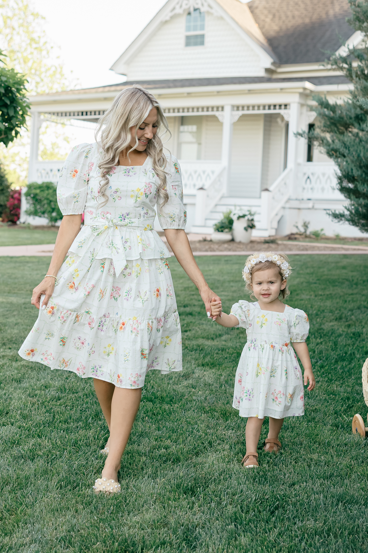 The Skirt for Mome Set in Birth Flowers