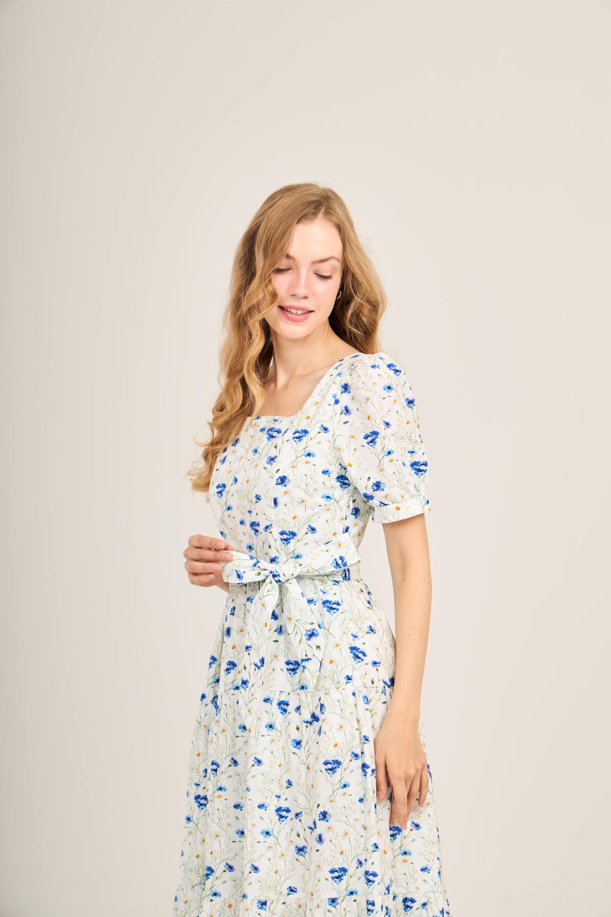 Versa Cotton Dress with Nursing Zippers in Blue Cornflowers