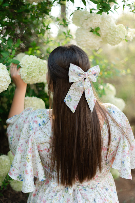 Pretty Women's Bows in Sweet Wildflowers