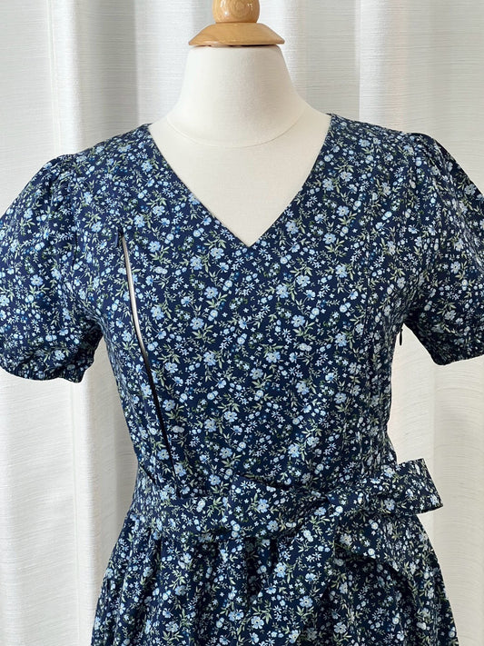 *Sample*Charming Cotton Dress with Nursing Zippers in Navy Floral