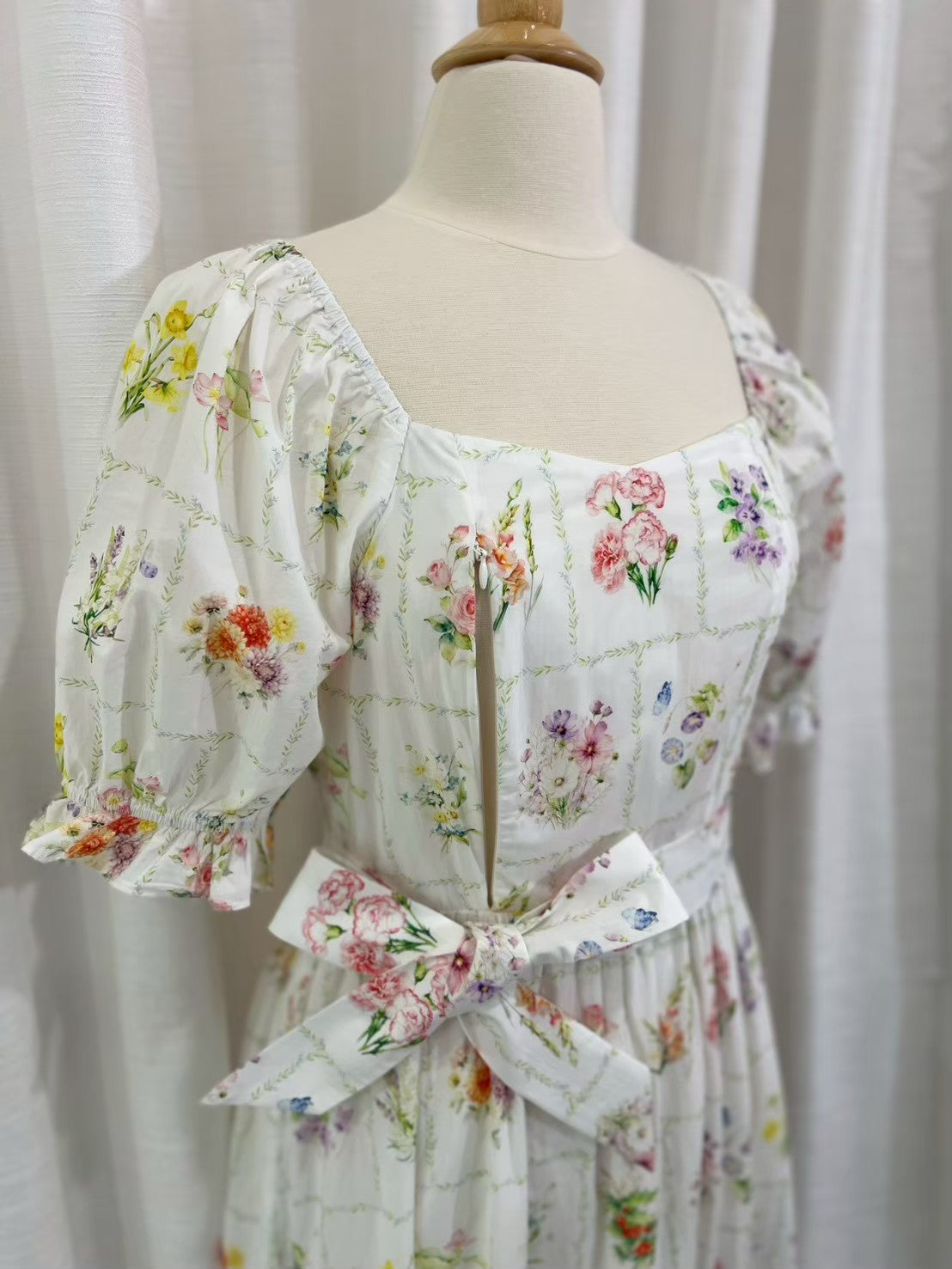 *Sample* Ann Maxi Dress with Nursing Zippers in Birth Flowers
