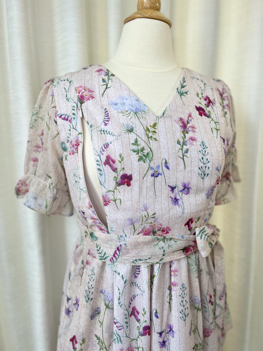 All day dress with nursing zippers in Sweet Botanical Chiffon, knee-length, relaxed fit, size M