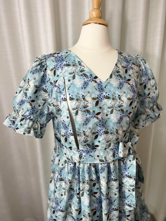 All day dress with nursing zippers in blue, knee-length, relaxed fit, size XXL
