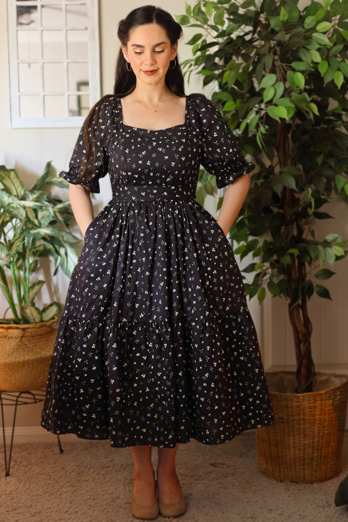 Ann Midi Dress with Nursing Zippers in Black Floral